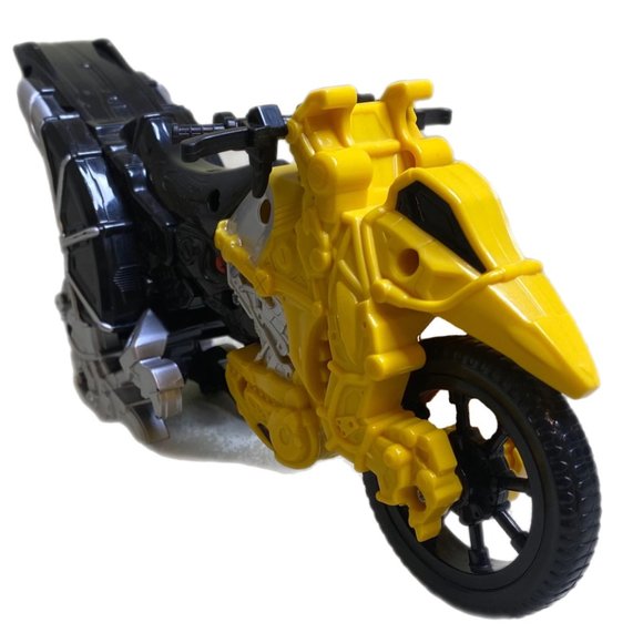 Power Ranger Gold Ranger Figure and Motorcycle - Picture 5 of 12